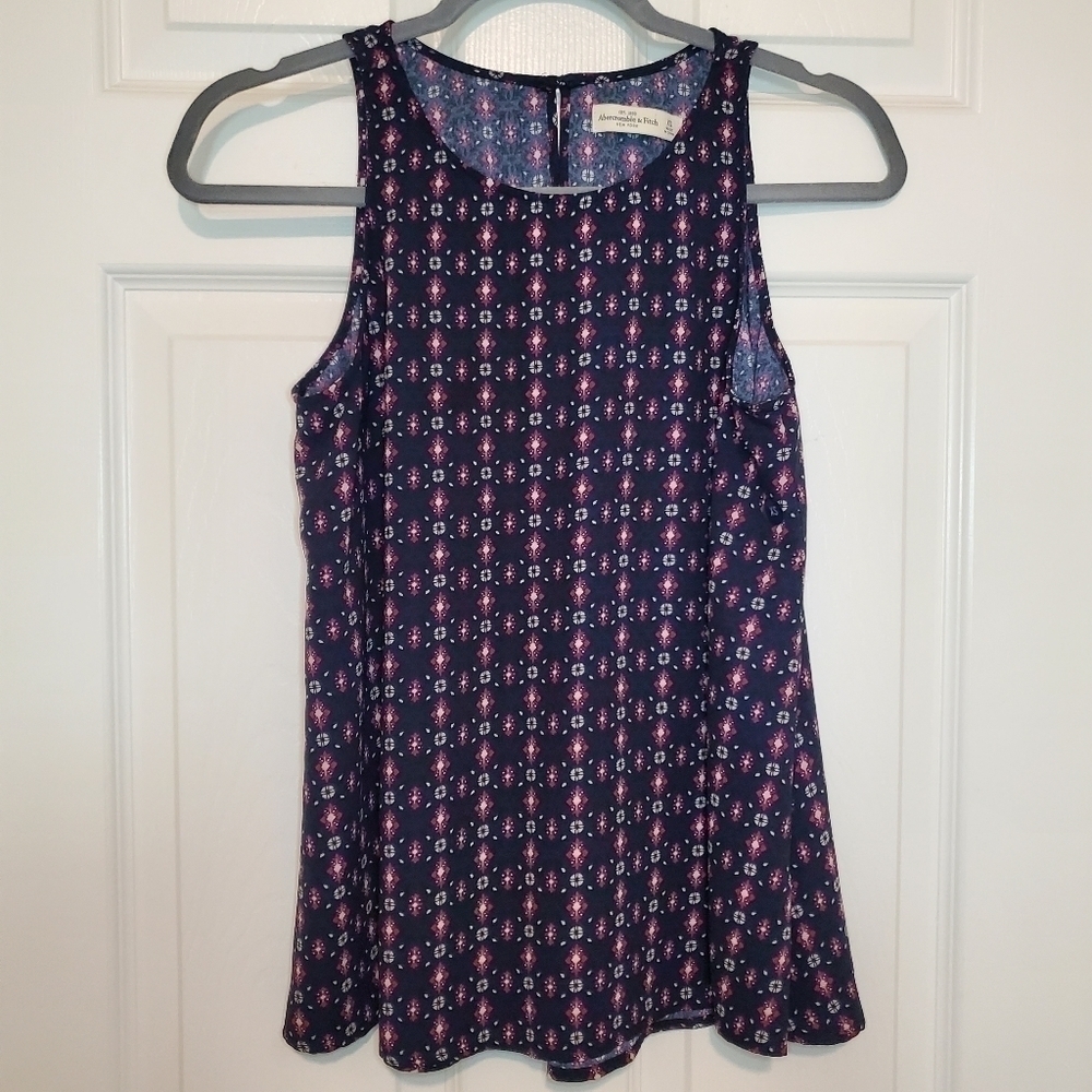 Abercrombie and Fitch Navy Sleeveless Top Sz XS NWOT